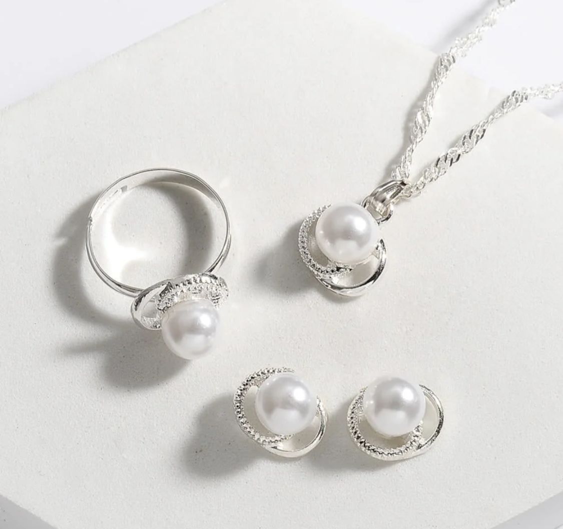 Pearl set