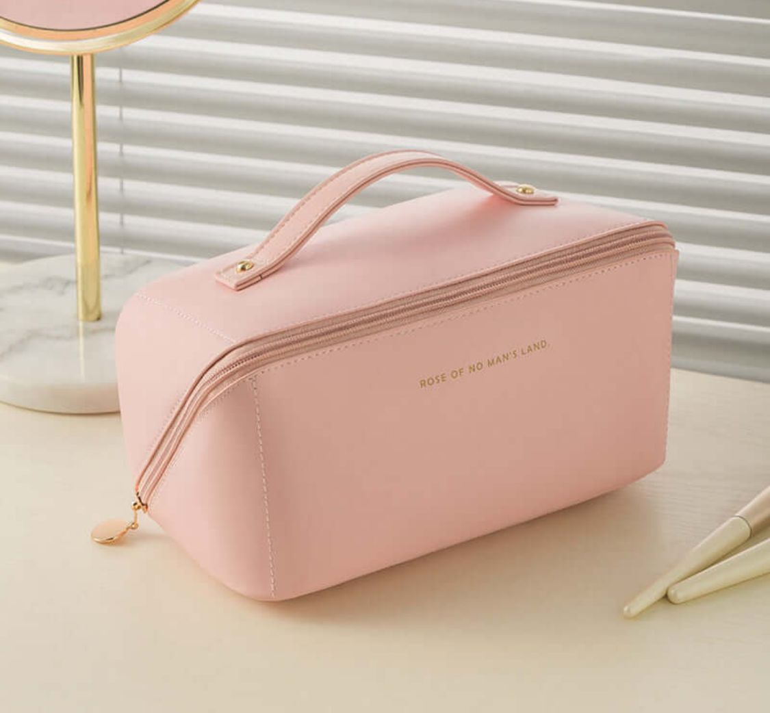 Cosmetic bag